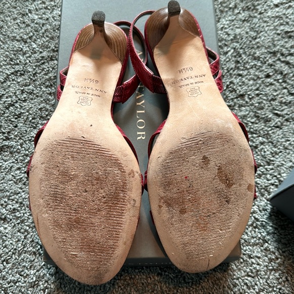 Ann Taylor Helene Berry Spice heel sandal - Picture 4 of 4